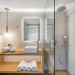 アパートホテル Eptanisos Beachfront Zante Keri