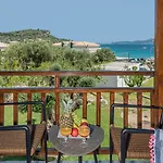 アパートホテル Eptanisos Beachfront Zante
