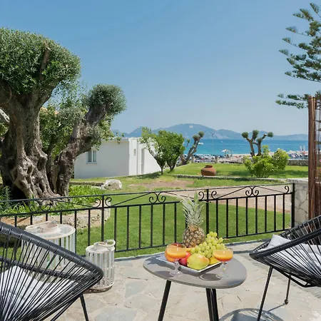 Apartmanhotel Eptanisos Beachfront Zante Kerí